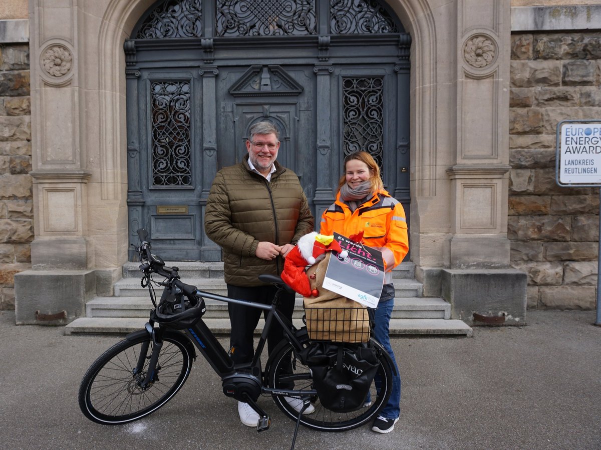lastenfahrrad gütersloh NIU BQi Utility 200 Cargo E-Bike – 25 km/h & 95 km Thread Color for Initials (or Name):Red ESS ICE Eyewear Reithelme & Reitkappen kaufen