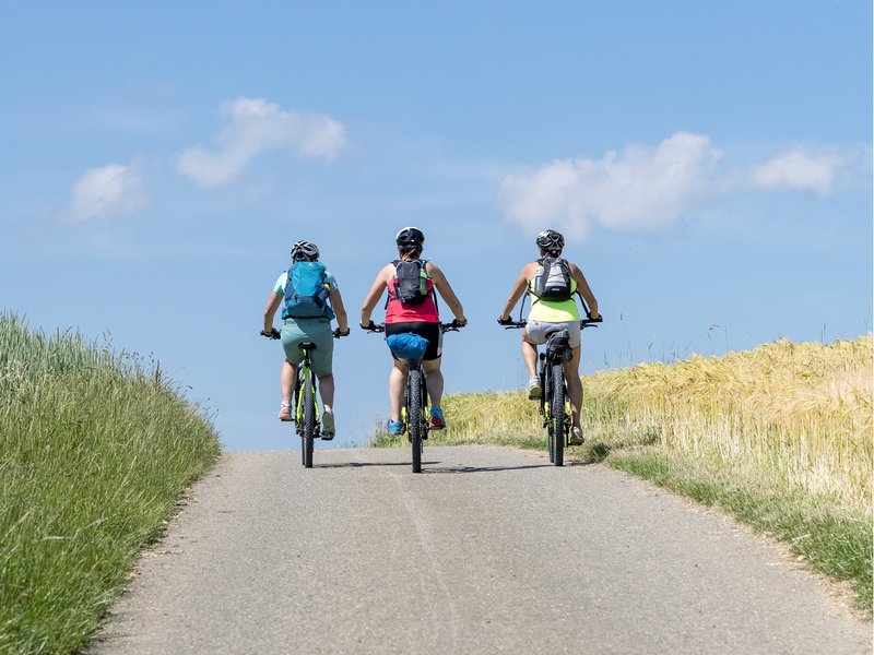 Radfahrer unterwegs ©Schwäbische Alb Tourismus, Foto: Gregor Lengler