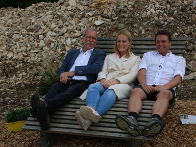 Wolfgang Schütz, Sarah Reinhardt (beide Mythos Schwäbische Alb), Manuel Hailfinger (MdL, Tourismusverein Sonnenalb)